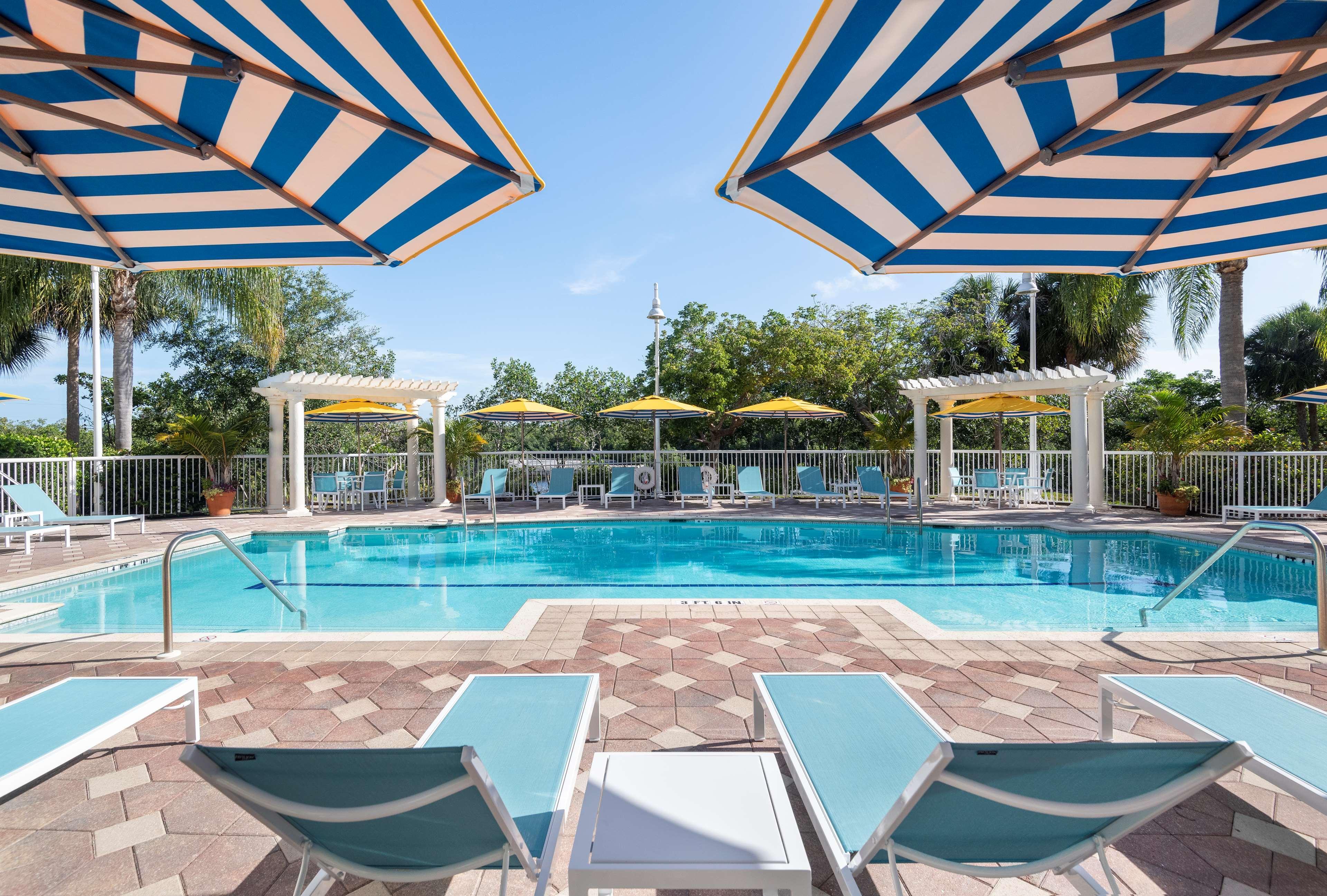 Doubletree By Hilton Hotel Naples Park