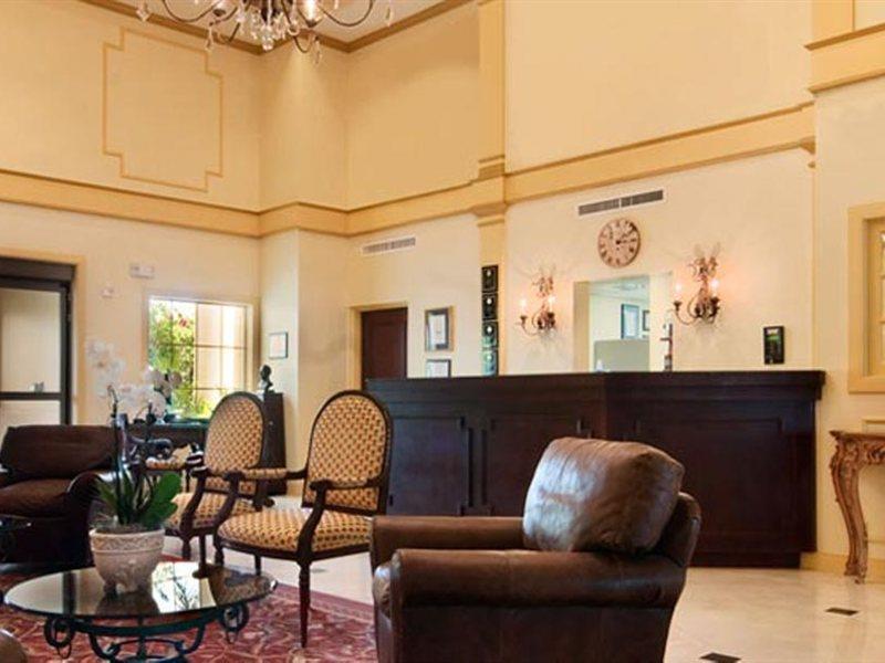 Hotel Doubletree By Hilton Naples