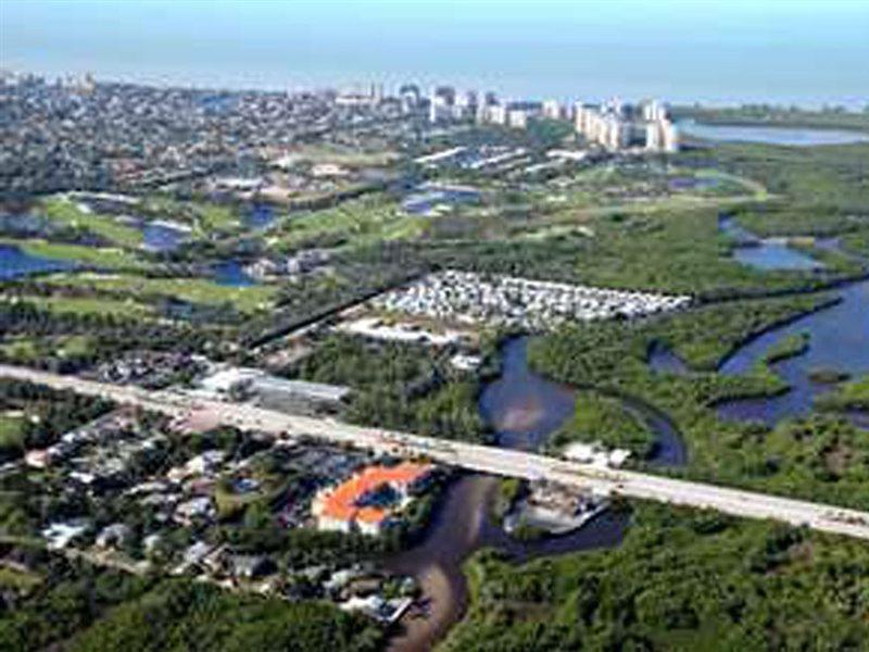 Hotel Doubletree By Hilton Naples Park