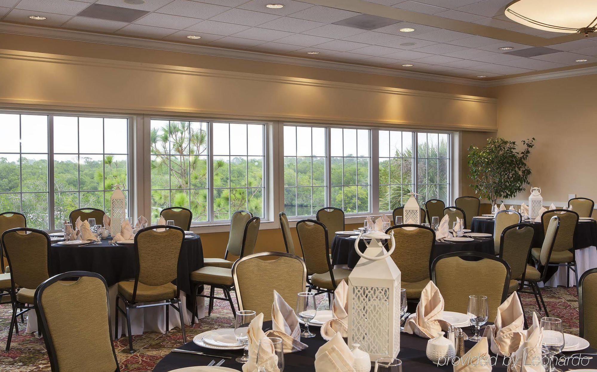 Hotel Doubletree By Hilton Naples Park